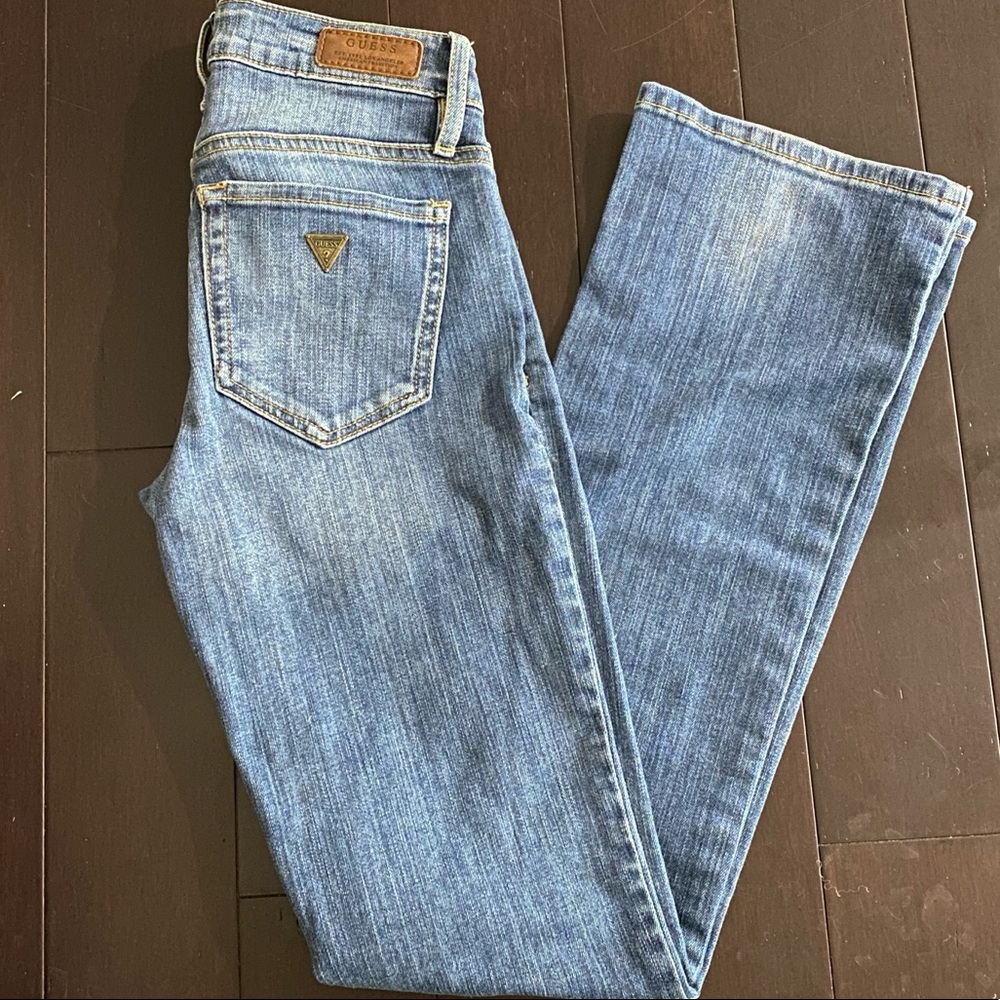 Women’s Guess Boot Mid Jeans sz 24